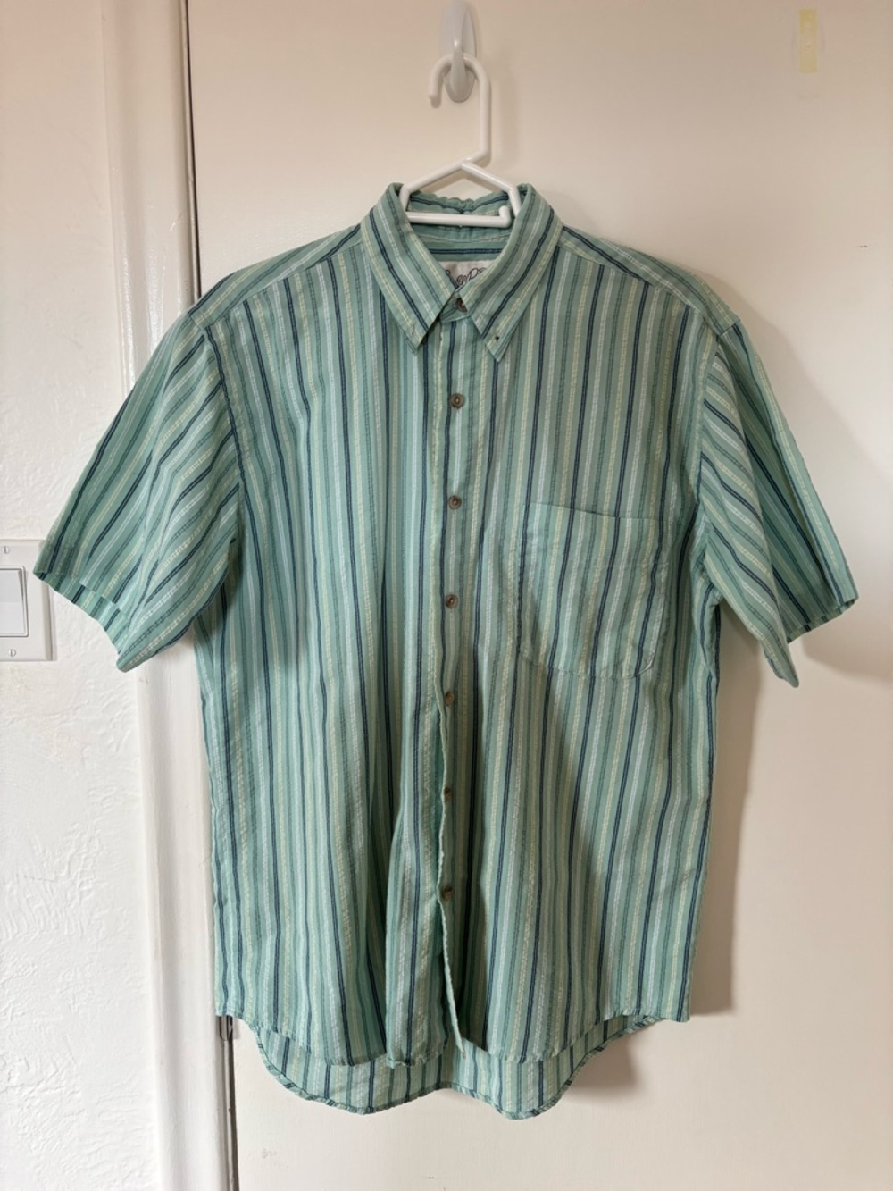 Vintage Arnold Palmer Short-Sleeve Button-Up Stripe Shirt in Light Aqua